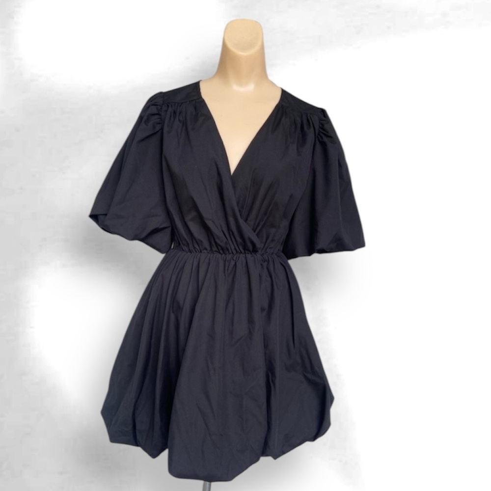 ENTRO Black Bubble Hem Mini Dress